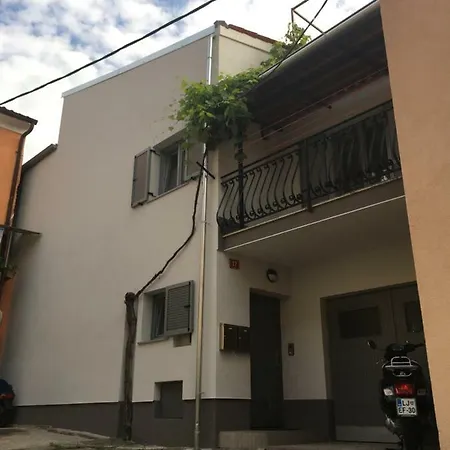 Nadja 科佩尔